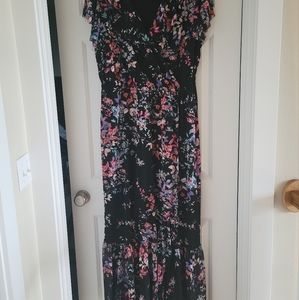 Size 2X Apt 9 romantic floral maxi dress